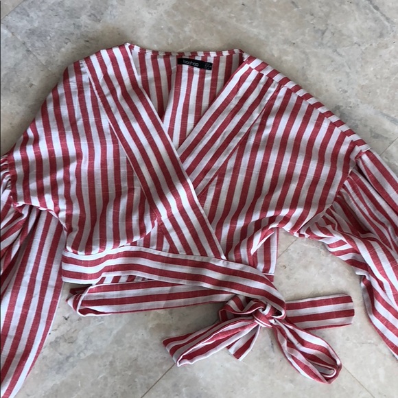 BOOHOO Red and White Striped Crop Top - Picture 3 of 6